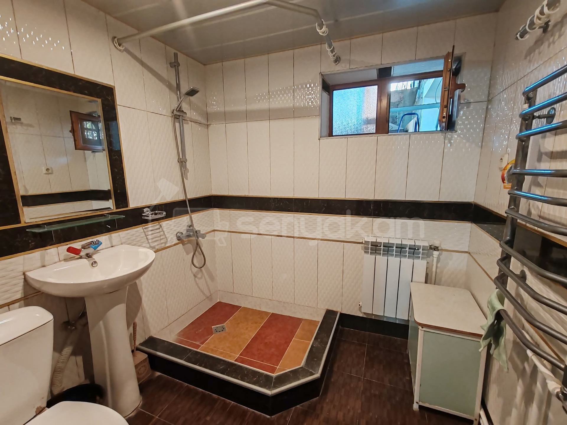 4 Սենյականոց Սեփական Տուն, 70քմ, Նորմալ Վիճակում, Կահավորված