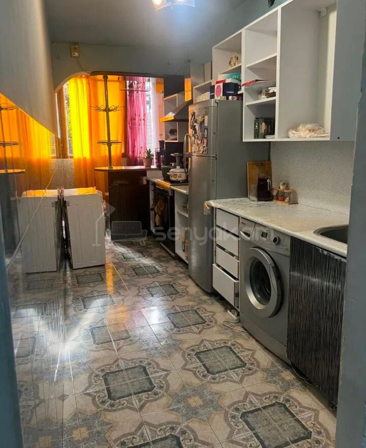 3 Սենյականոց Բնակարան Քարե Շենքում, 78քմ, 1/5 հարկ, Կապիտալ Վերանորոգված, Կահավորված, Արևկող