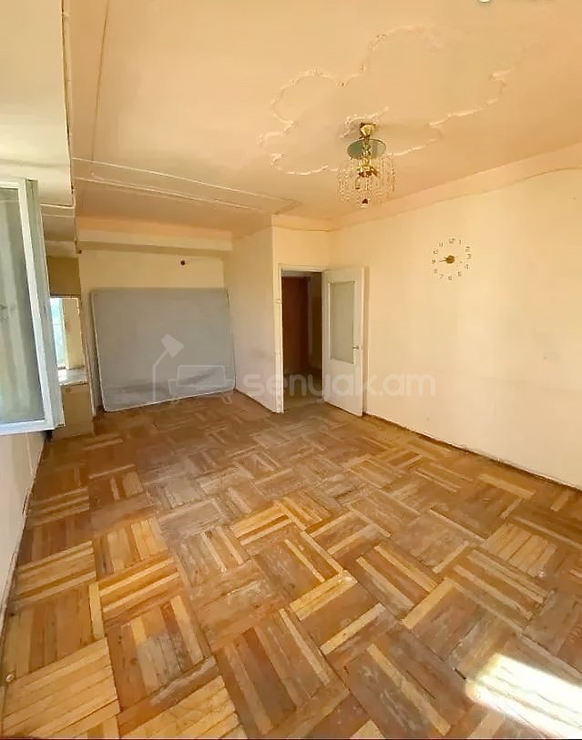 1 Սենյականոց Բնակարան, 46քմ, 3/9 հարկ, Պետական Վիճակում