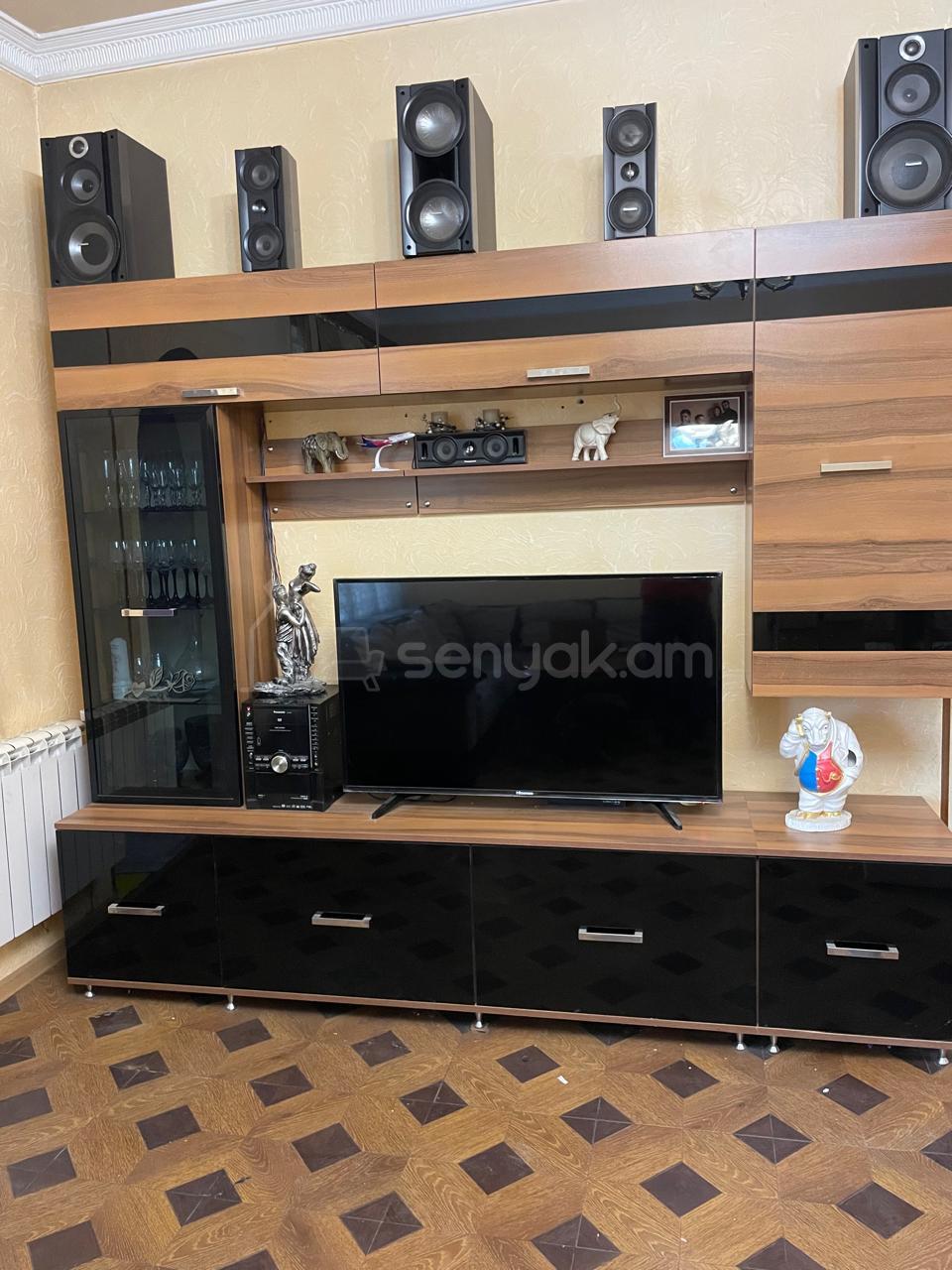 4 Սենյականոց Բնակարան Քարե Շենքում, 90քմ, 1/1 հարկ, Կոսմետիկ Վերանորոգված, Կահավորված, Արևկող