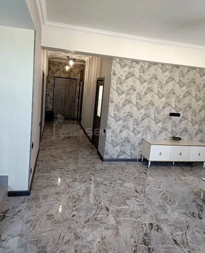 4 Սենյականոց Շքեղ Առանձնատուն, 271քմ, Ավտոտնակով