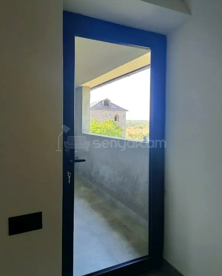 4 Սենյականոց Շքեղ Առանձնատուն, 271քմ, Ավտոտնակով