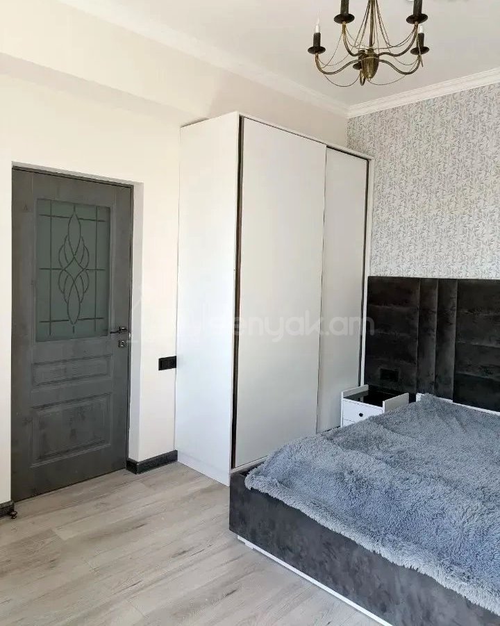 4 Սենյականոց Շքեղ Առանձնատուն, 271քմ, Ավտոտնակով