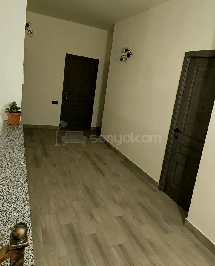 4 Սենյականոց Շքեղ Առանձնատուն, 271քմ, Ավտոտնակով