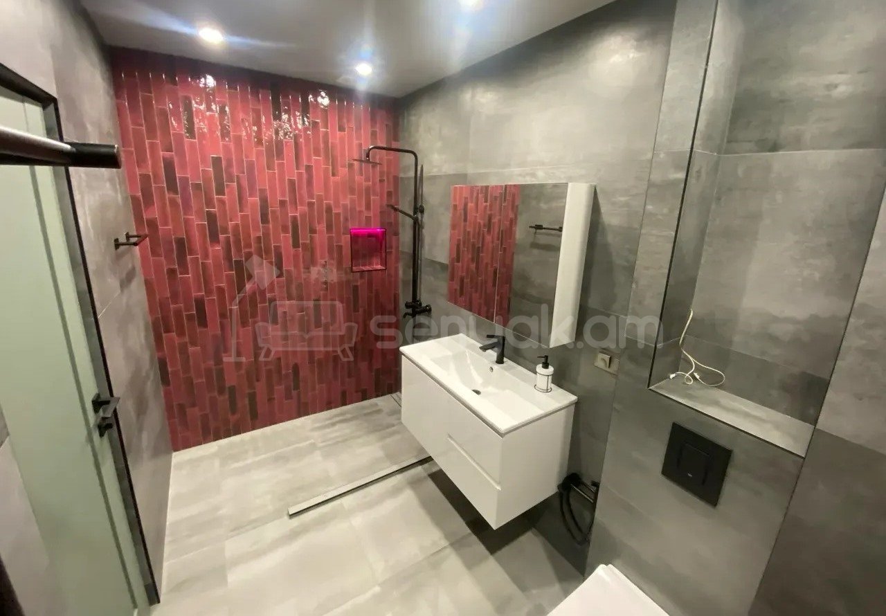 2 Սենյականոց Բնակարան Նորակառույցում, 67քմ, 14/16 հարկ, Կապիտալ Վերանորոգված