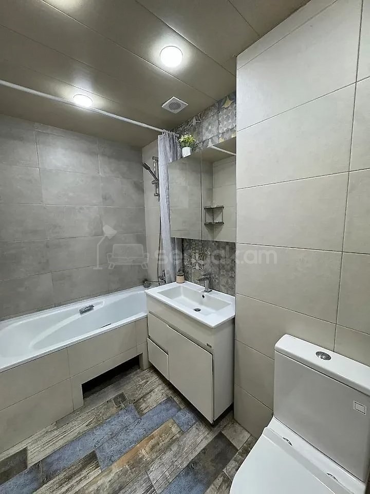 3 Սենյականոց Բնակարան, 79քմ, 5/9 հարկ, Կապիտալ Վերանորոգված