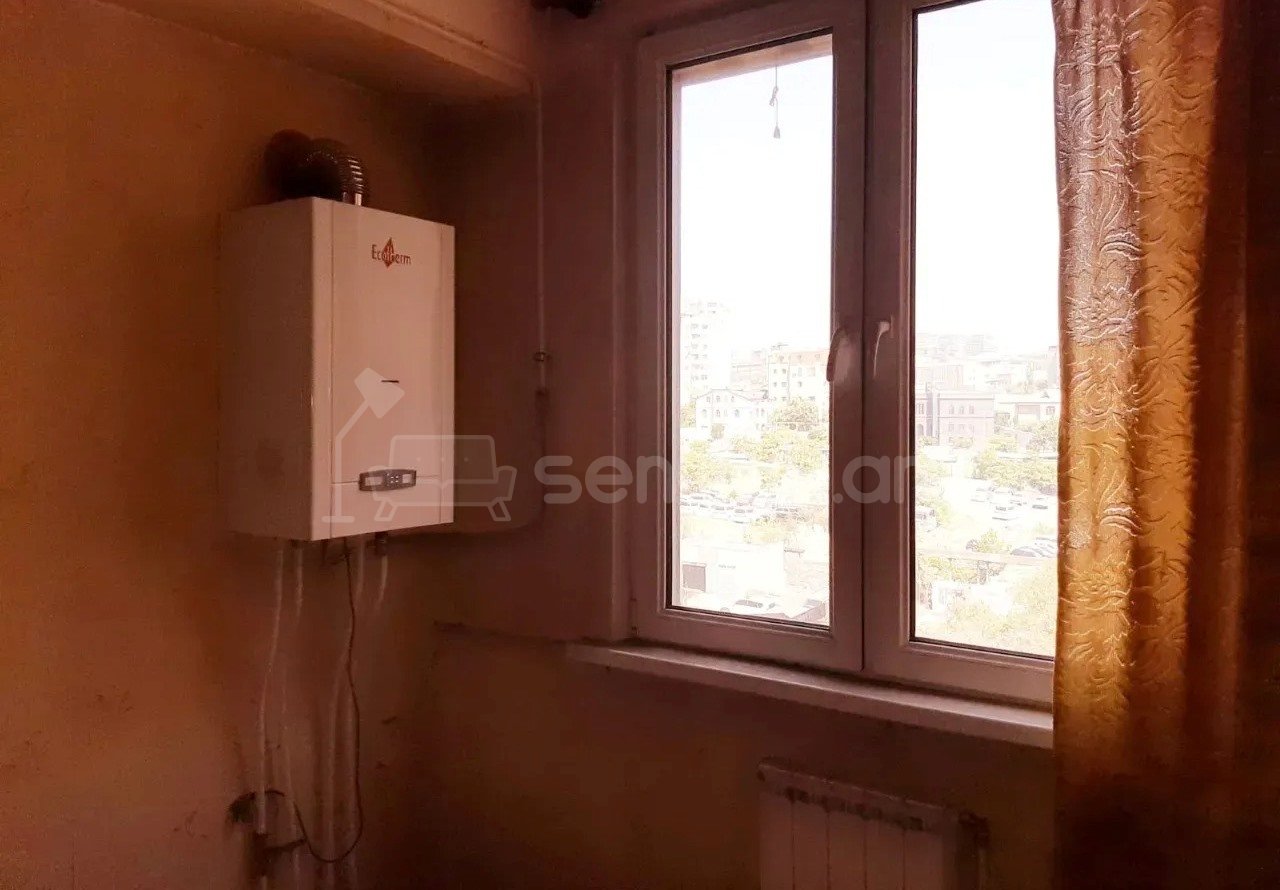 4 Սենյականոց Բնակարան, 107քմ, 8/16 հարկ, Պետական Վիճակում