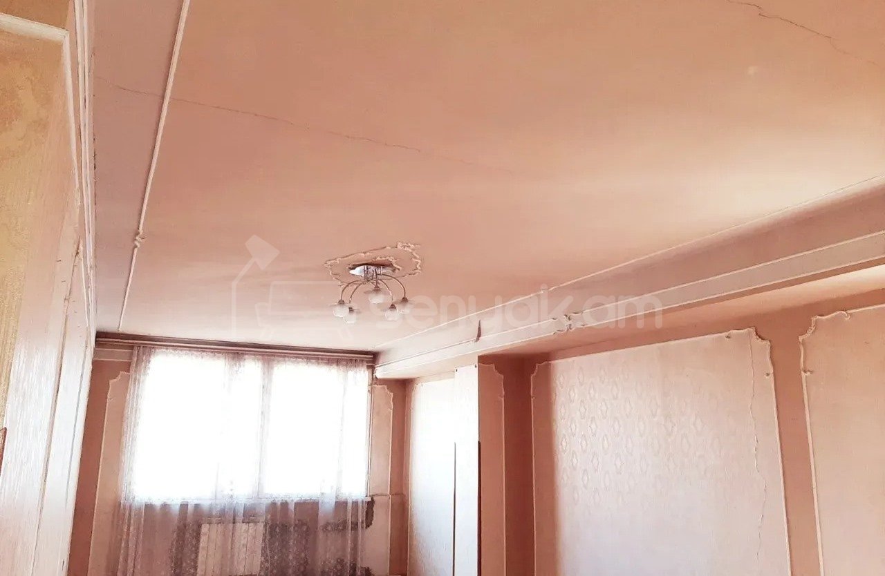 4 Սենյականոց Բնակարան, 107քմ, 8/16 հարկ, Նորմալ Վիճակում