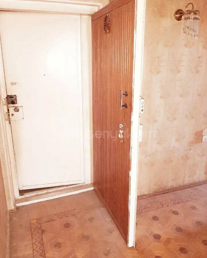 4 Սենյականոց Բնակարան, 107քմ, 8/16 հարկ, Նորմալ Վիճակում