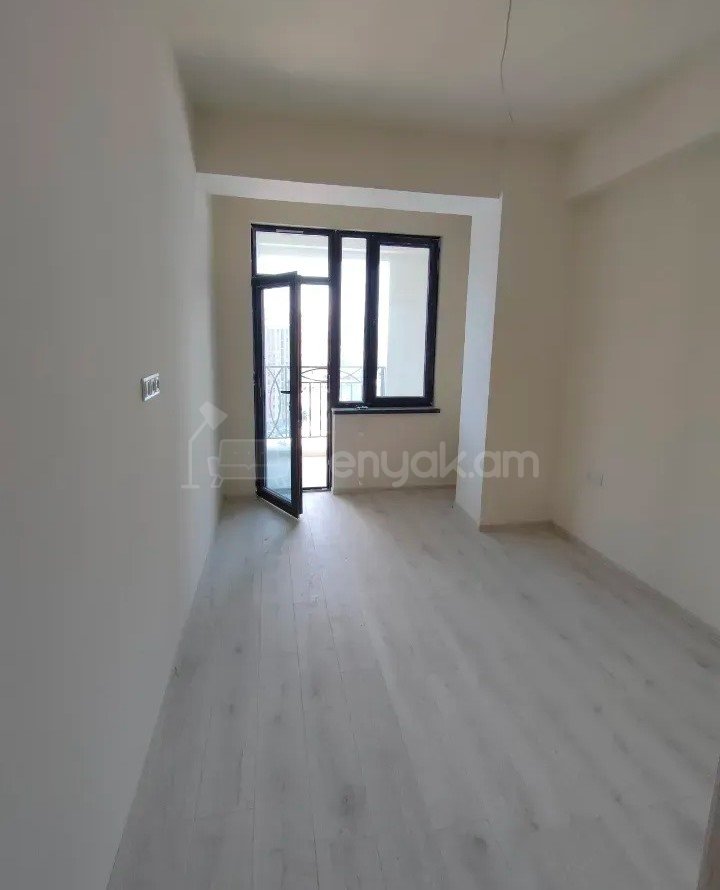 3 Սենյականոց Բնակարան Նորակառույցում, 84քմ, 13/16 հարկ, Կապիտալ Վերանորոգված