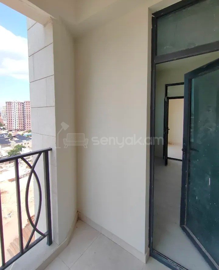 3 Սենյականոց Բնակարան Նորակառույցում, 84քմ, 13/16 հարկ, Կապիտալ Վերանորոգված