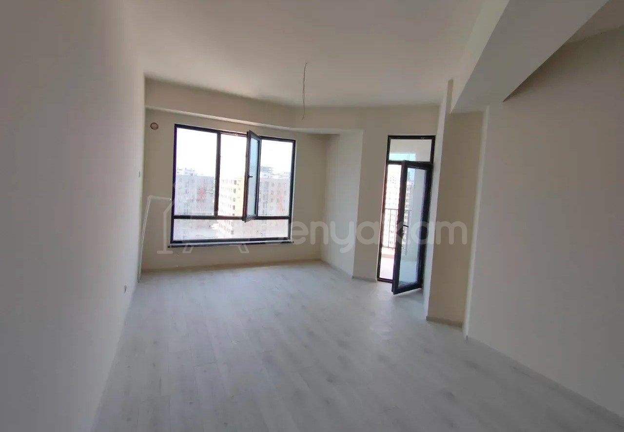 3 Սենյականոց Բնակարան Նորակառույցում, 84քմ, 13/16 հարկ, Կապիտալ Վերանորոգված