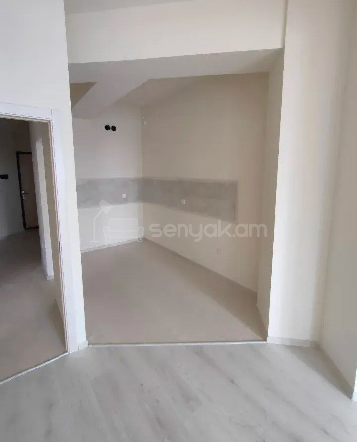 3 Սենյականոց Բնակարան Նորակառույցում, 84քմ, 13/16 հարկ, Կապիտալ Վերանորոգված