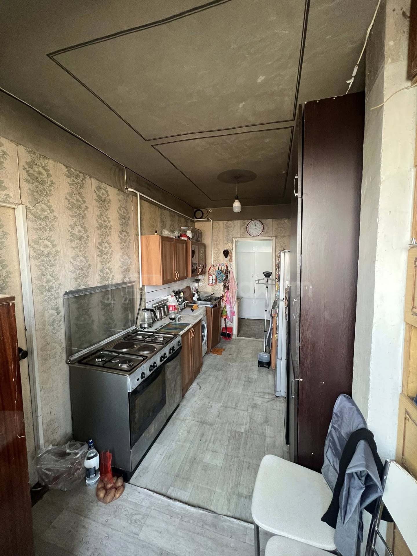 3 Սենյականոց Բնակարան, 63քմ, 9/9 հարկ, Պետական Վիճակում