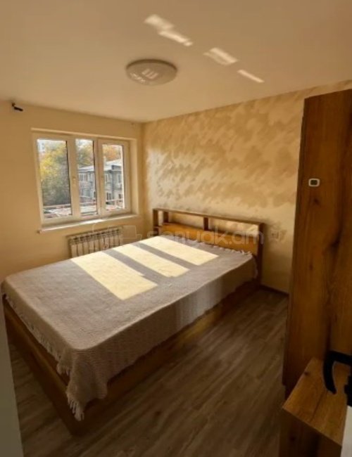 2 Սենյականոց Բնակարան Քարե Շենքում, 65քմ, 4/5 հարկ, Կապիտալ Վերանորոգված, Կահավորված, Արևկող