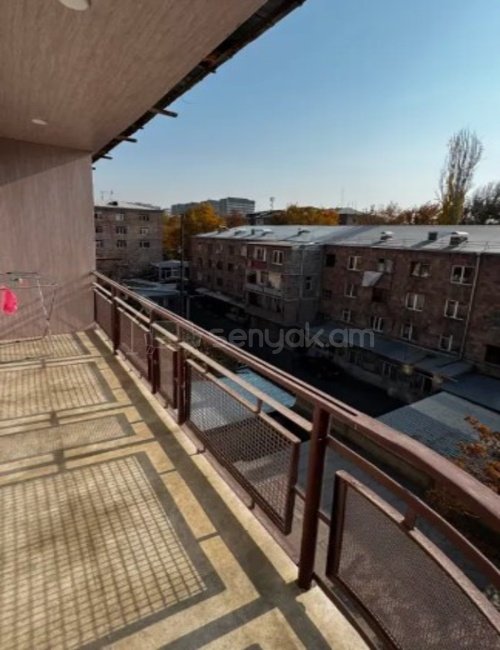 2 Սենյականոց Բնակարան Քարե Շենքում, 65քմ, 4/5 հարկ, Կապիտալ Վերանորոգված, Կահավորված, Արևկող