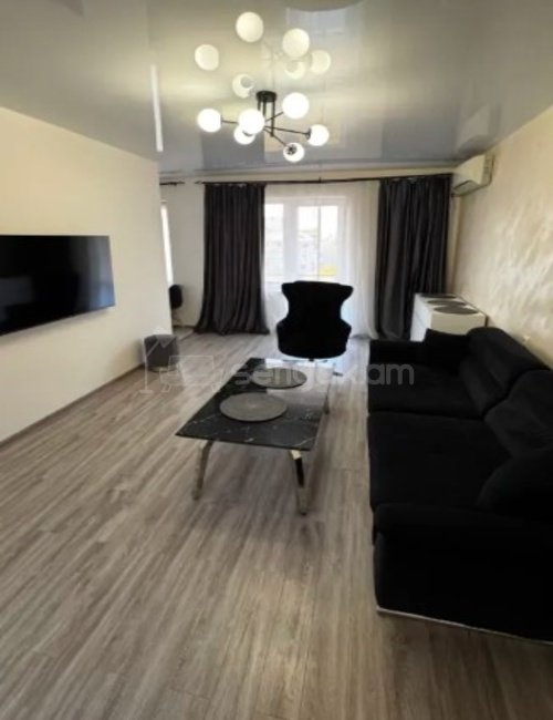 2 Սենյականոց Բնակարան Քարե Շենքում, 65քմ, 4/5 հարկ, Կապիտալ Վերանորոգված, Կահավորված, Արևկող