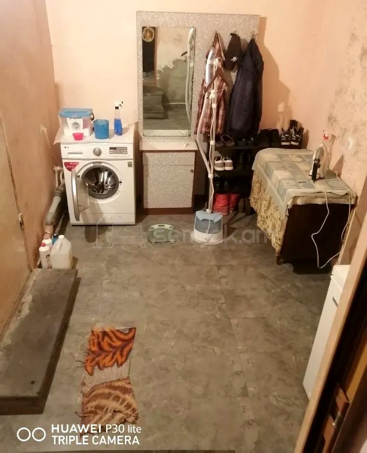 6 Սենյականոց Սեփական Տուն, 245քմ, Կոսմետիկ Վերանորոգված, Ավտոտնակով