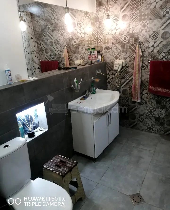 6 Սենյականոց Սեփական Տուն, 245քմ, Կոսմետիկ Վերանորոգված, Ավտոտնակով