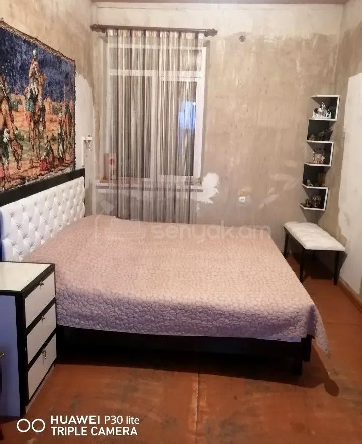 6 Սենյականոց Սեփական Տուն, 245քմ, Կոսմետիկ Վերանորոգված, Ավտոտնակով