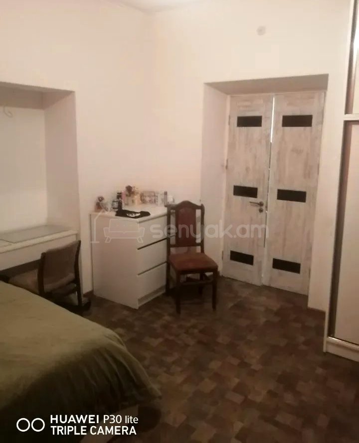 6 Սենյականոց Սեփական Տուն, 245քմ, Կոսմետիկ Վերանորոգված, Ավտոտնակով