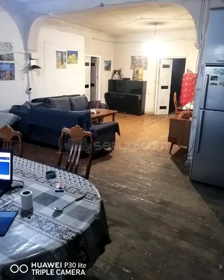 6 Սենյականոց Սեփական Տուն, 245քմ, Կոսմետիկ Վերանորոգված, Ավտոտնակով