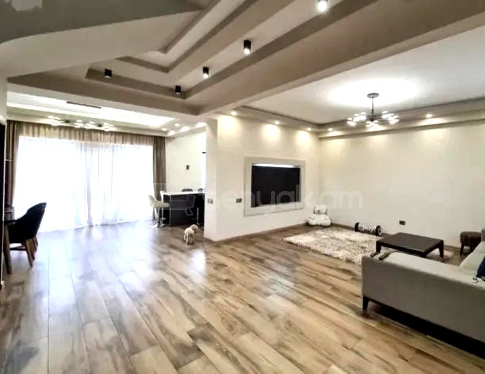 4 Սենյականոց Սեփական Տուն, 146քմ, Կապիտալ Վերանորոգված