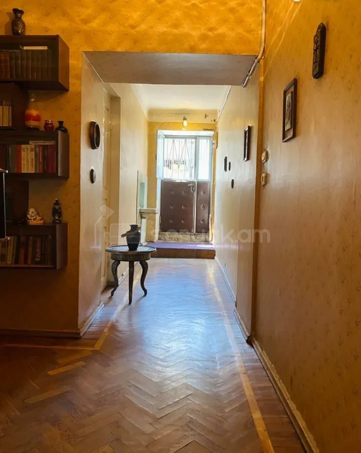 4 Սենյականոց Սեփական Տուն, 270քմ, Կոսմետիկ Վերանորոգված, Ավտոտնակով