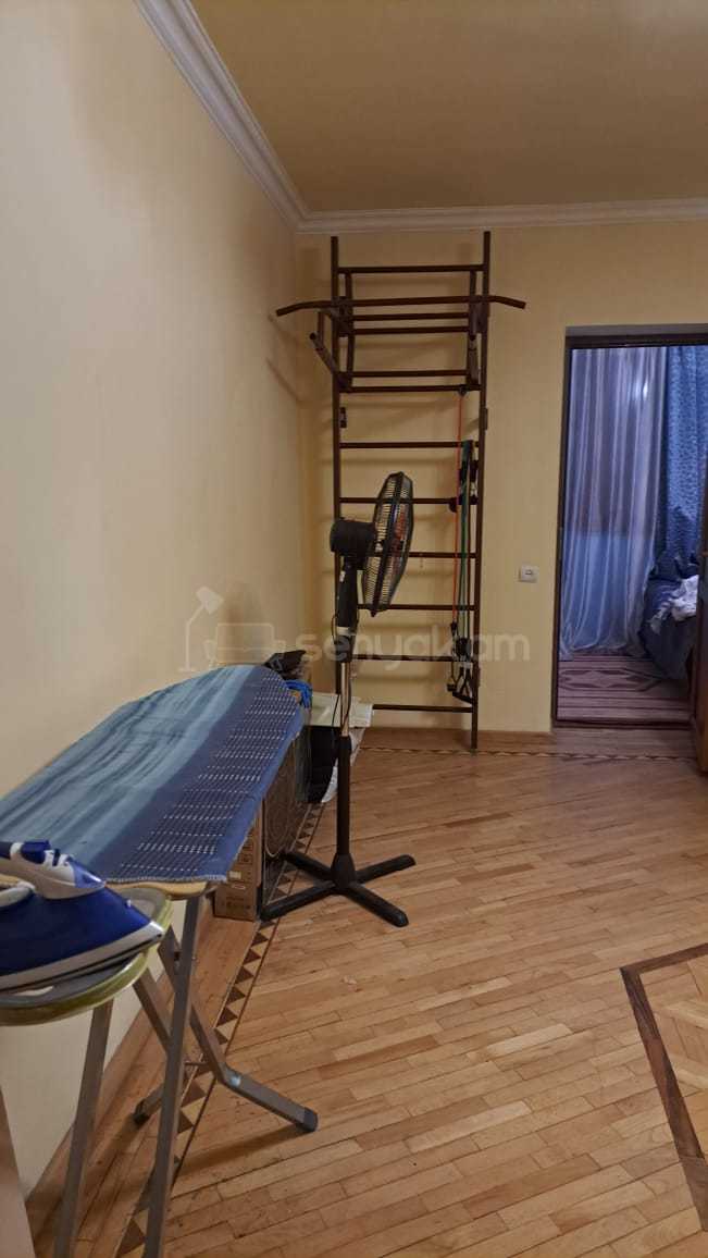 2 Սենյականոց Բնակարան Քարե Շենքում, 45քմ, 2/5 հարկ, Կապիտալ Վերանորոգված, Կահավորված