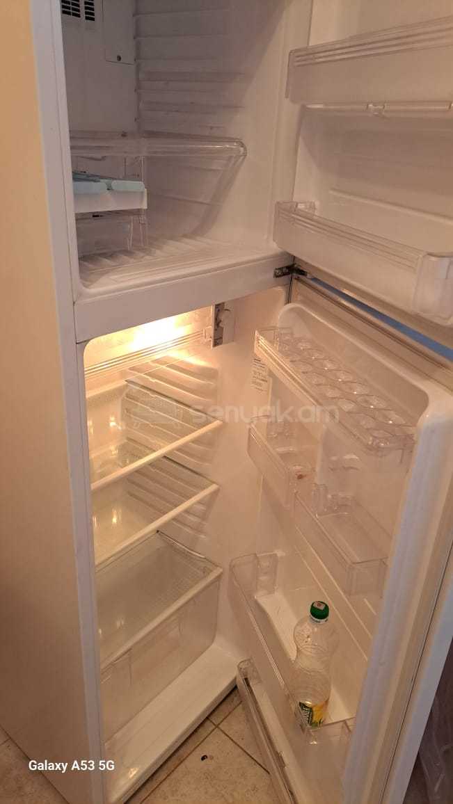 2 Սենյականոց Բնակարան Քարե Շենքում, 45քմ, 2/5 հարկ, Կապիտալ Վերանորոգված, Կահավորված