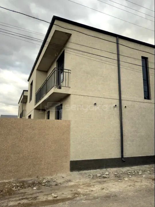 4 Սենյականոց Սեփական Տուն, 144քմ, Կոսմետիկ Վերանորոգված, Ավտոտնակով