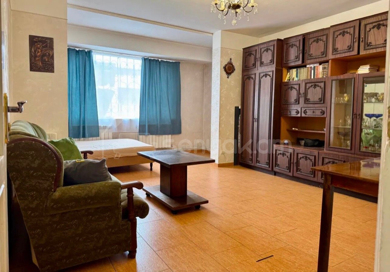 1 Սենյականոց Բնակարան, 60քմ, 1/9 հարկ, Կոսմետիկ Վերանորոգված, Կահավորված, Արևկող