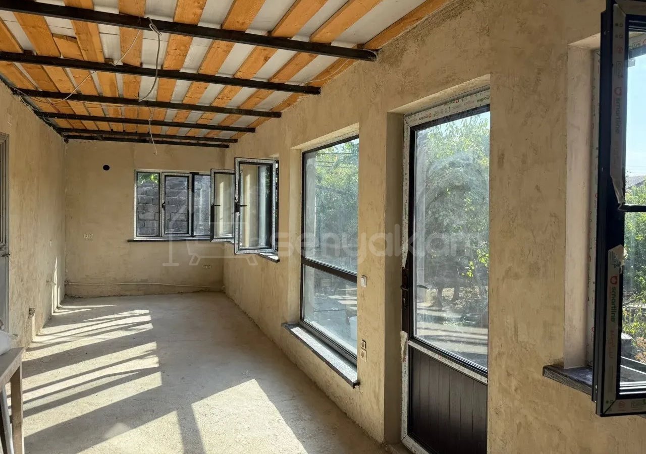 5 Սենյականոց Սեփական Տուն, 130քմ, Կոսմետիկ Վերանորոգված, Ավտոտնակով