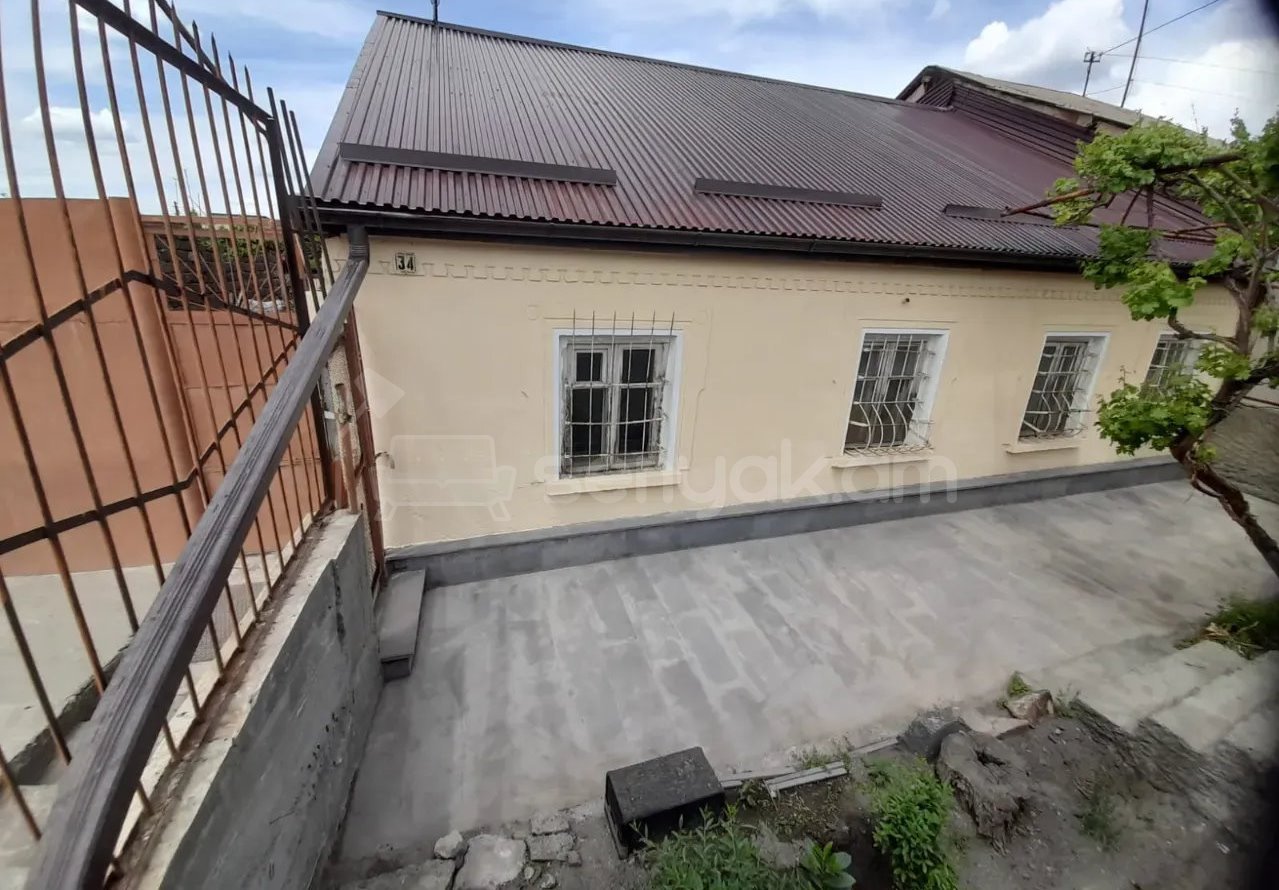 5 Սենյականոց Սեփական Տուն, 130քմ, Կոսմետիկ Վերանորոգված, Ավտոտնակով