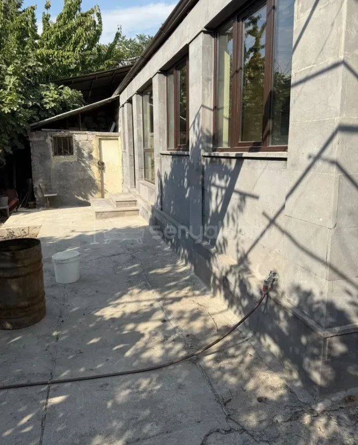 5 Սենյականոց Սեփական Տուն, 130քմ, Կոսմետիկ Վերանորոգված, Ավտոտնակով