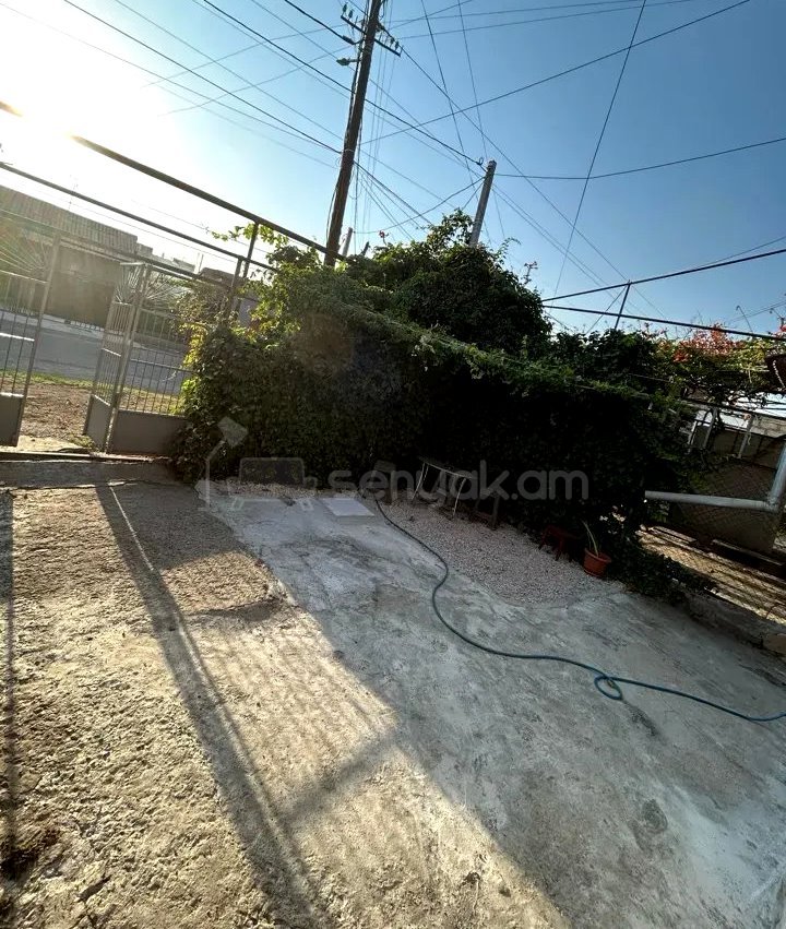 5 Սենյականոց Սեփական Տուն, 100քմ, Կոսմետիկ Վերանորոգված, Ավտոտնակով