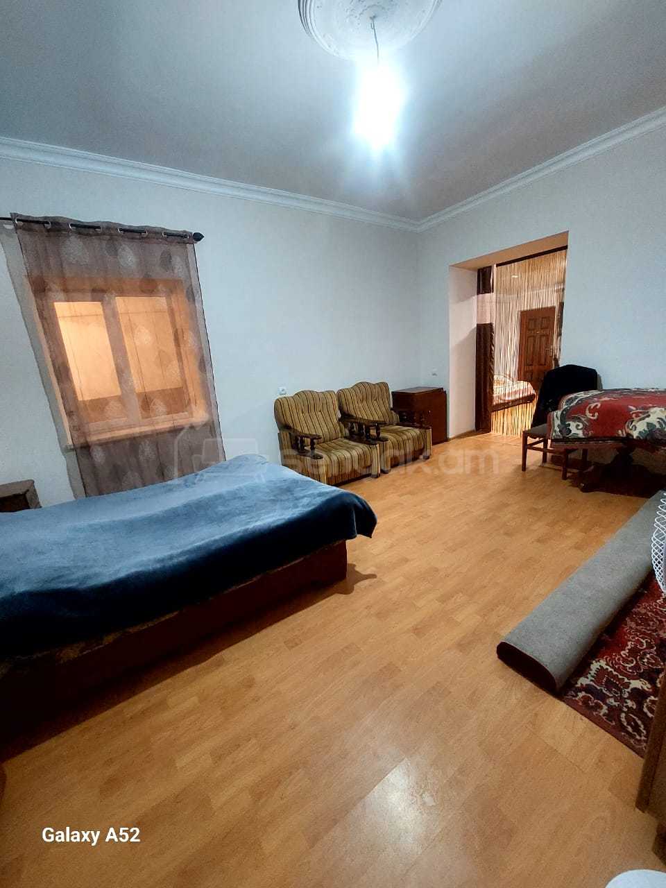 3 Սենյականոց Սեփական Տուն, 140քմ, Կապիտալ Վերանորոգված, Ավտոտնակով