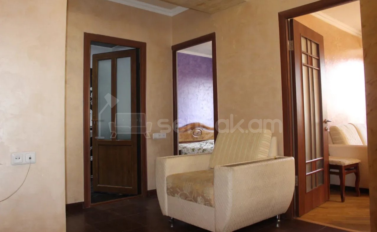 3 Սենյականոց Բնակարան, 85քմ, 2/14 հարկ, Նորմալ Վիճակում, Կահավորված