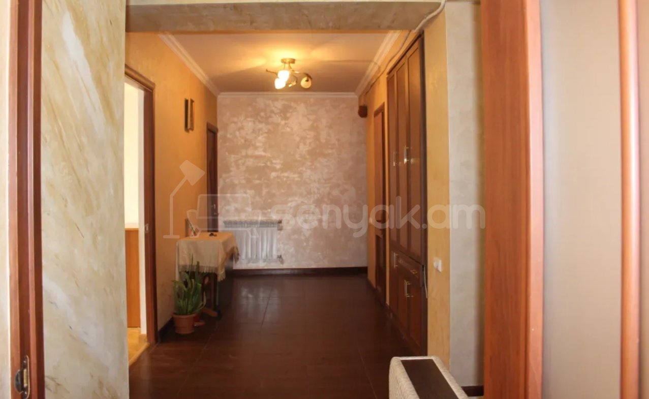 3 Սենյականոց Բնակարան, 85քմ, 2/14 հարկ, Նորմալ Վիճակում, Կահավորված