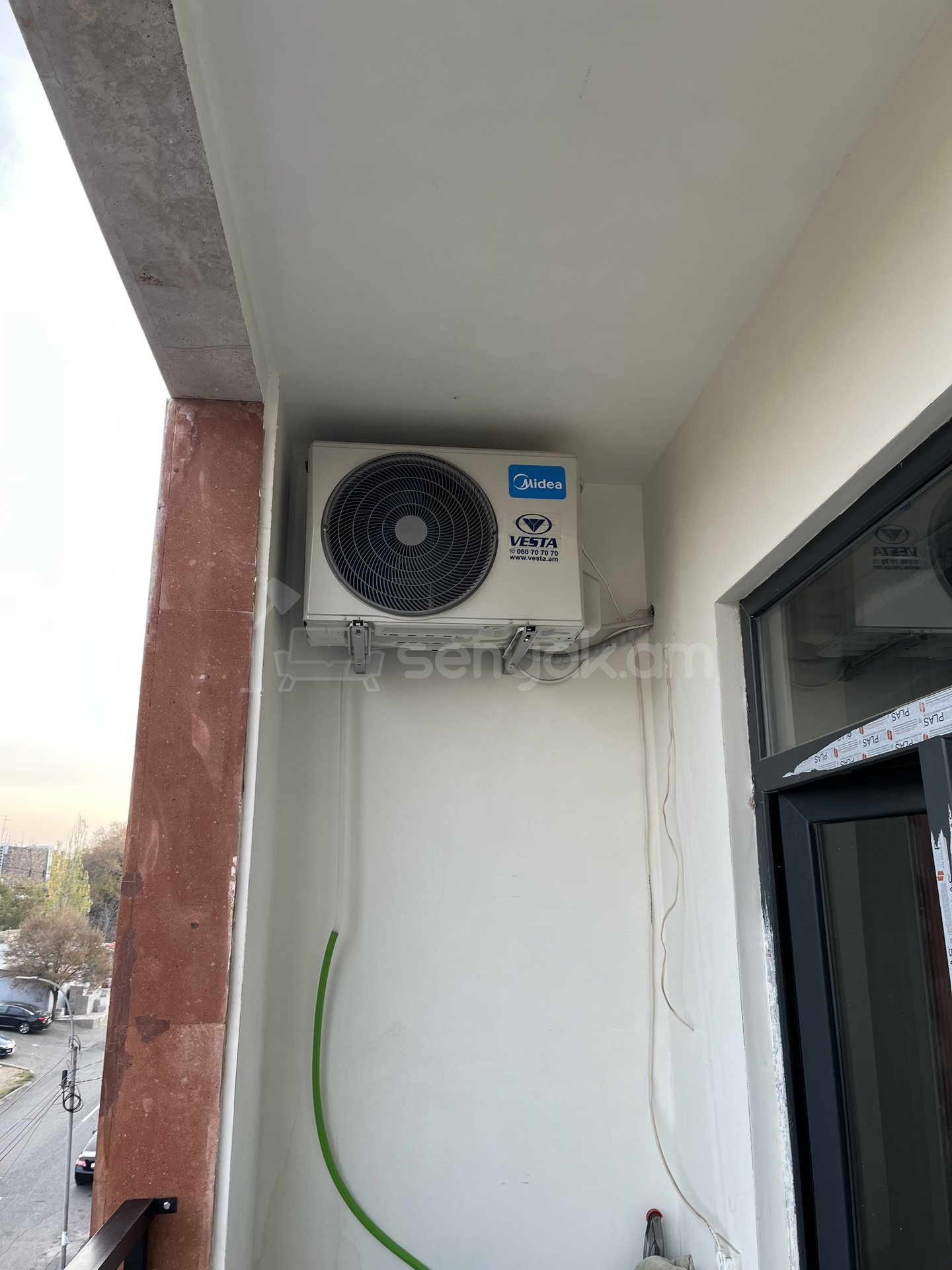 2 Սենյականոց Բնակարան Նորակառույցում, 39քմ, 3/9 հարկ, Կապիտալ Վերանորոգված