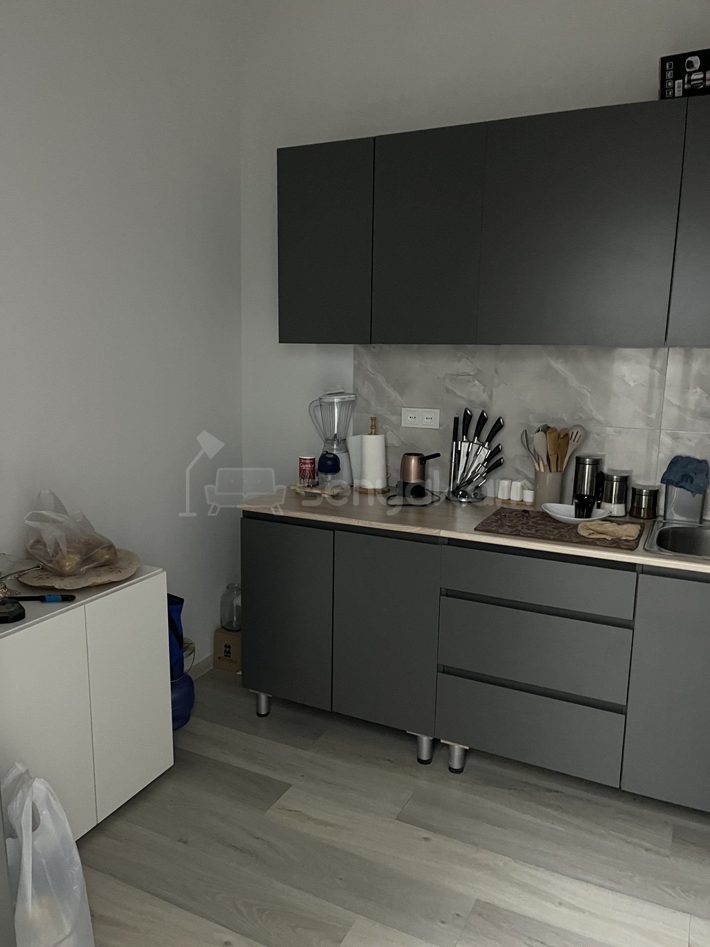 2 Սենյականոց Բնակարան Նորակառույցում, 39քմ, 3/9 հարկ, Կապիտալ Վերանորոգված