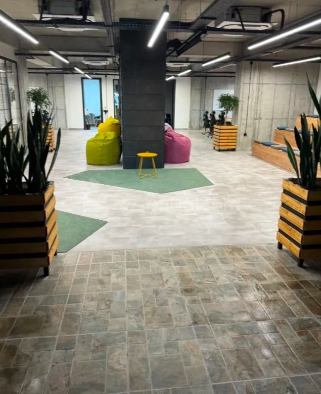 Նորակառույց Օֆիսային Տարածք, 580քմ