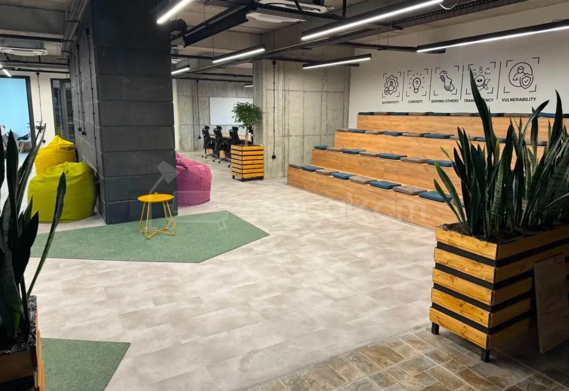 Նորակառույց Օֆիսային Տարածք, 580քմ