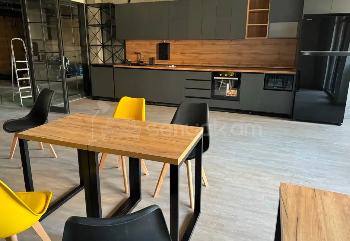 Նորակառույց Օֆիսային Տարածք, 580քմ