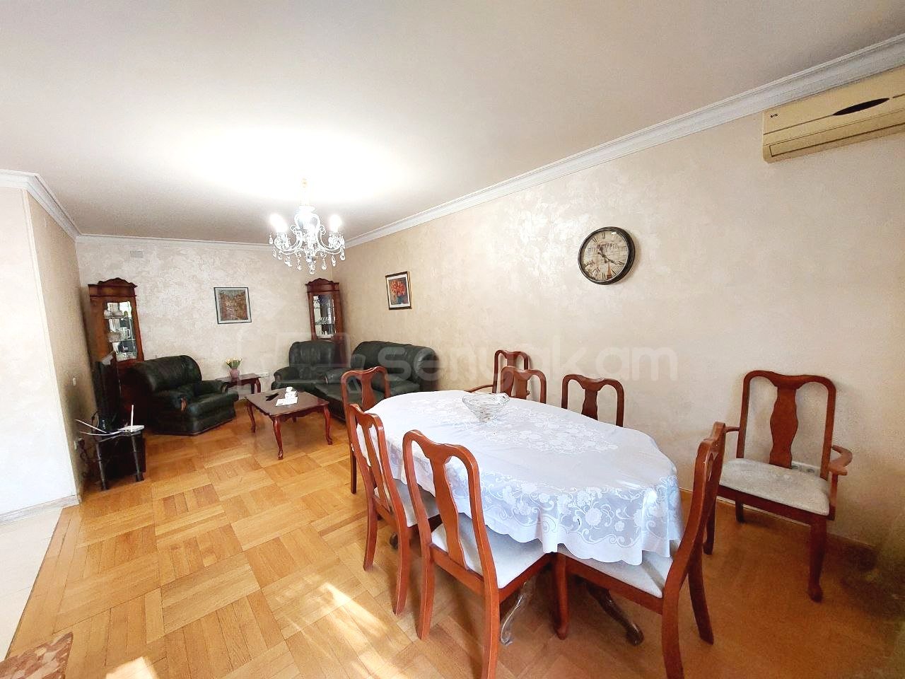 3 Սենյականոց Բնակարան Քարե Շենքում, 110քմ, 1/5 հարկ, Կապիտալ Վերանորոգված, Կահավորված, Արևկող