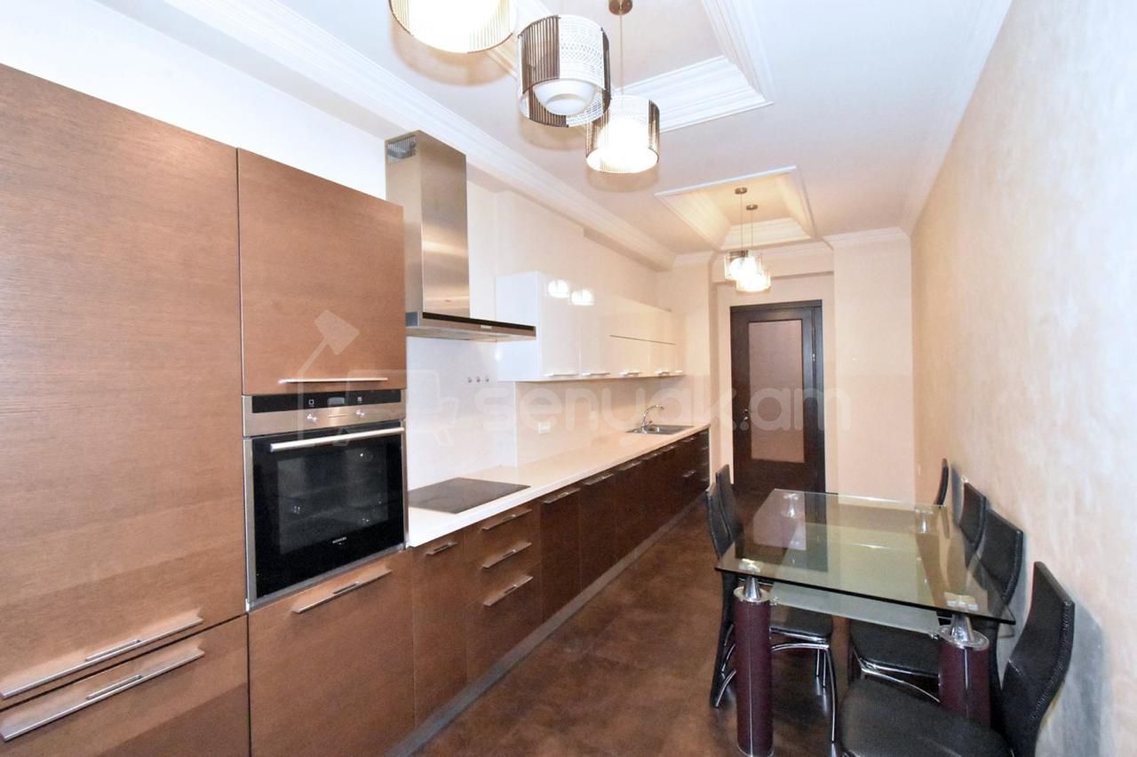 3 Սենյականոց Բնակարան Նորակառույցում, 150քմ, 8/10 հարկ, Դիզայներական Վերանորոգված, Կահավորված, Արևկող