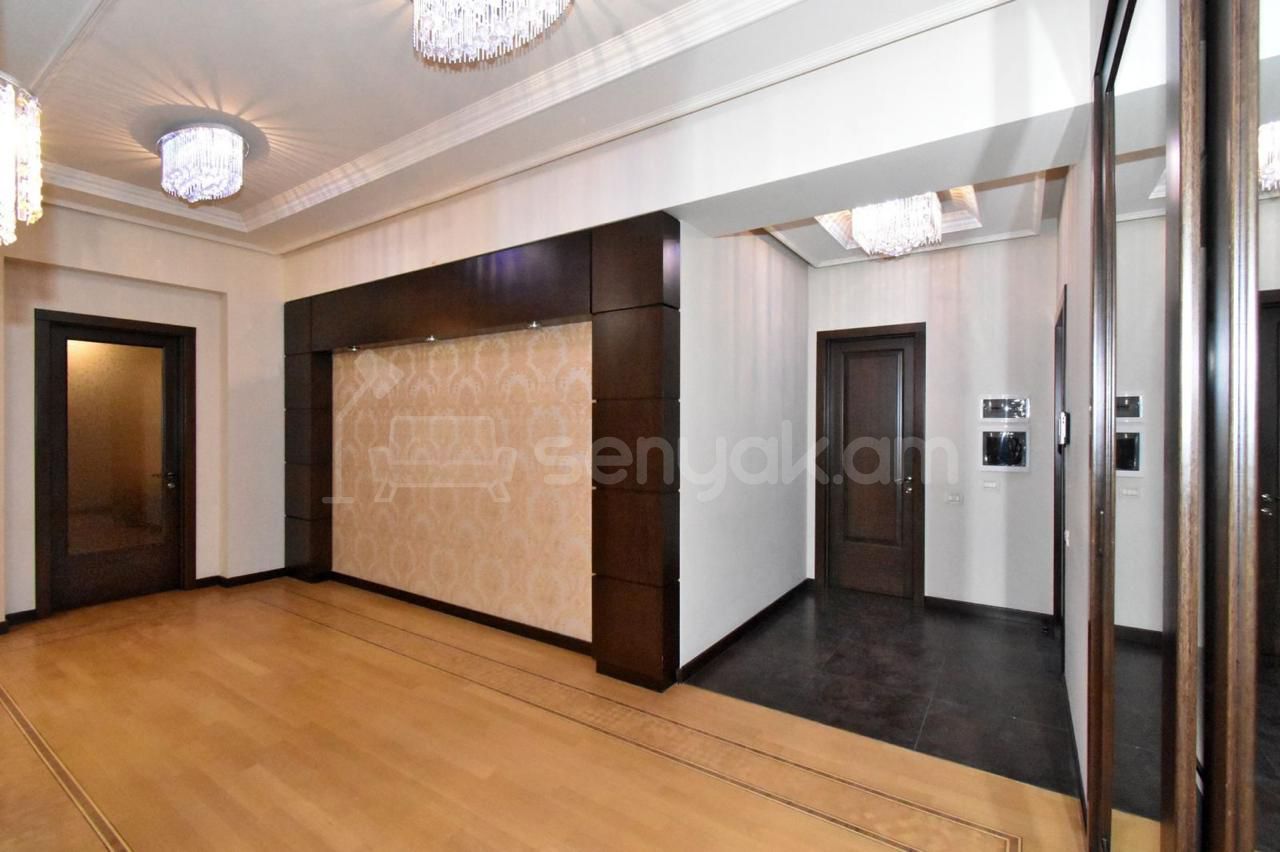 3 Սենյականոց Բնակարան Նորակառույցում, 150քմ, 8/10 հարկ, Դիզայներական Վերանորոգված, Կահավորված, Արևկող