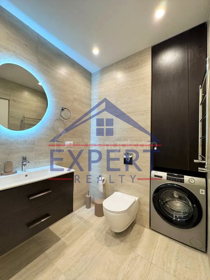 2 Սենյականոց Բնակարան Նորակառույցում, 61քմ, 15/16 հարկ, Դիզայներական Վերանորոգված, Կահավորված, Արևկող