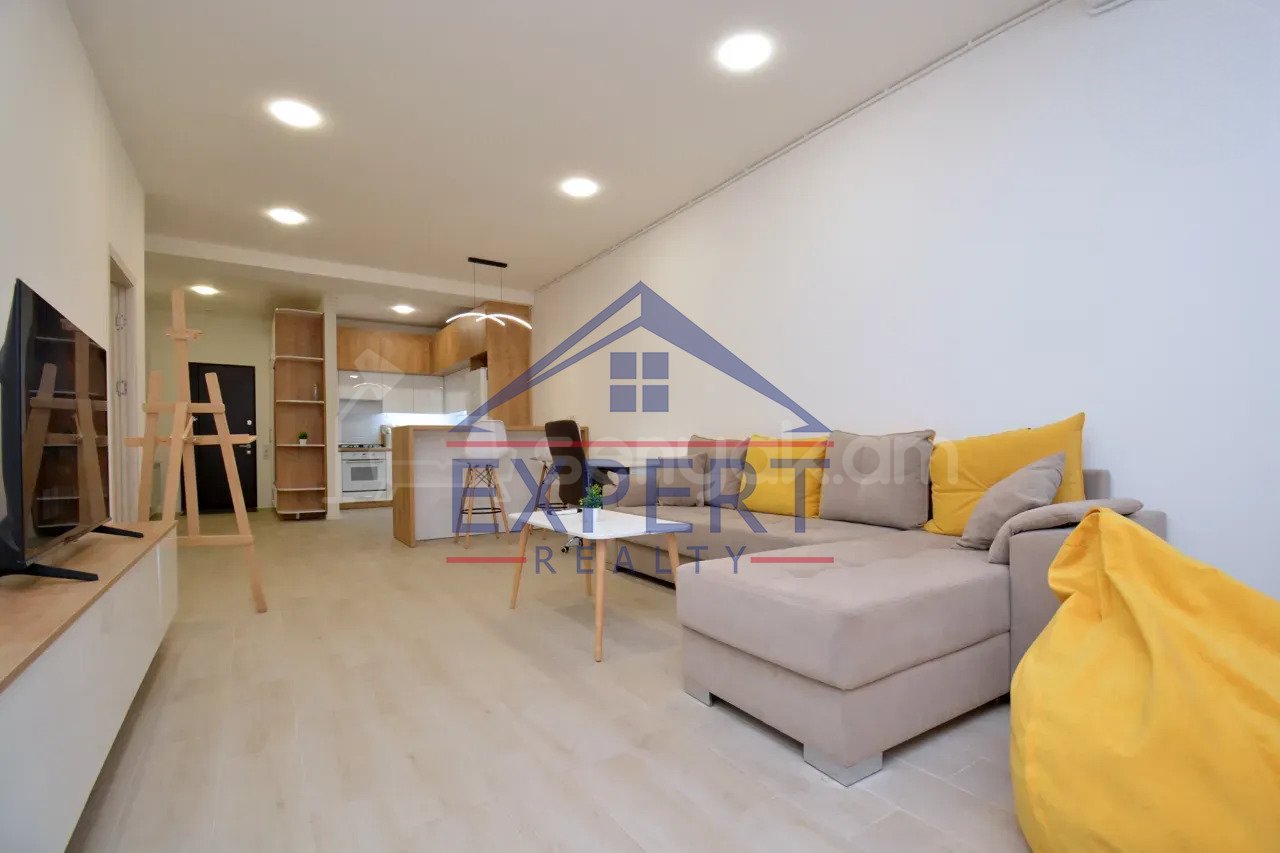 2 Սենյականոց Բնակարան Նորակառույցում, 70քմ, 8/16 հարկ, Դիզայներական Վերանորոգված, Կահավորված, Արևկող