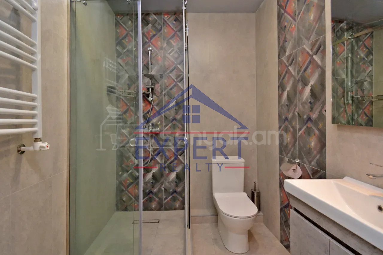 2 Սենյականոց Բնակարան Նորակառույցում, 70քմ, 8/16 հարկ, Դիզայներական Վերանորոգված, Կահավորված, Արևկող